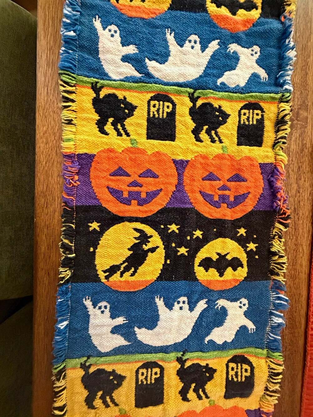 VTG 90s Halloween Knit Woven Fabric Table Runner Pumpkin Ghost Bats Witches